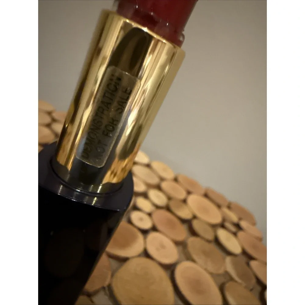 ESTEE LAUDER PURE‎ COLOR ENVY LIPSTICK 340 RIVETED 0.12 OZ NWOB Damaged Tip Demo